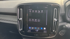 Volvo Xc40 2.0 T4 R DESIGN 5dr AWD Geartronic Petrol Estate